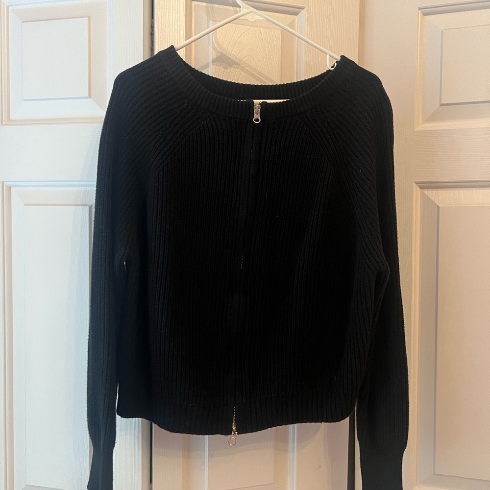 Zara Black Crew Neck Sweater